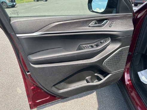 2025 Jeep Grand Cherokee Limited Red, Rockland, ME