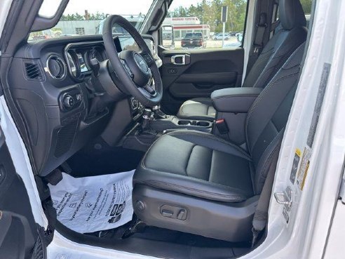 2025 Jeep Gladiator High Tide White, Rockland, ME
