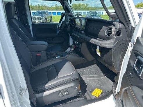 2025 Jeep Gladiator High Tide White, Rockland, ME
