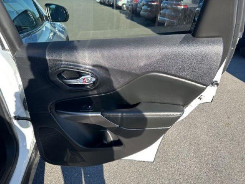 2022 Jeep Cherokee Limited White, Rockland, ME