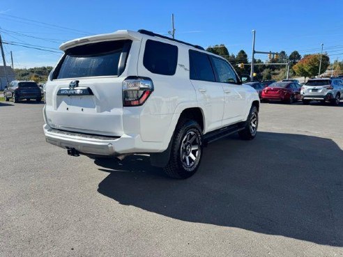 2024 Toyota 4Runner TRD Off-Road White, Rockland, ME