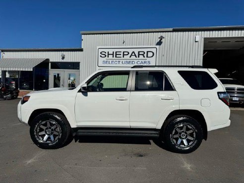 2024 Toyota 4Runner TRD Off-Road White, Rockland, ME