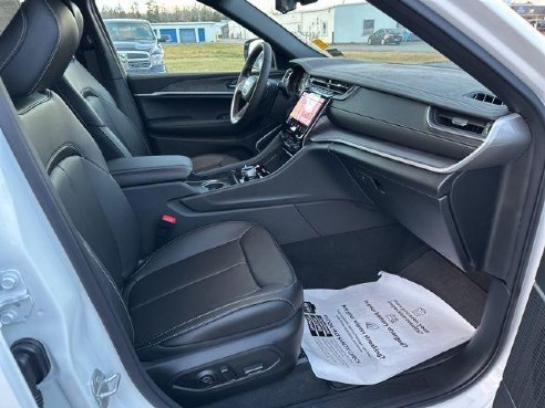 2025 Jeep Grand Cherokee L Limited White, Rockland, ME