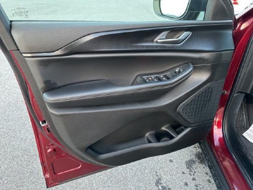 2025 Jeep Grand Cherokee Laredo X Red, Rockland, ME