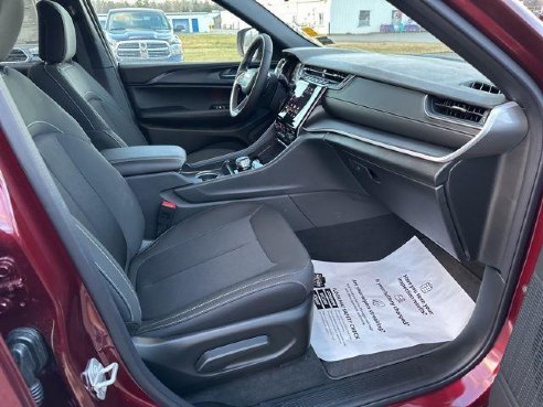 2025 Jeep Grand Cherokee Laredo X Red, Rockland, ME