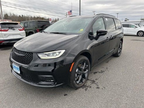 2026 Chrysler Pacifica Limited Black, Rockland, ME