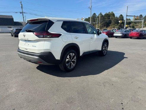 2023 Nissan Rogue SV White, Rockland, ME