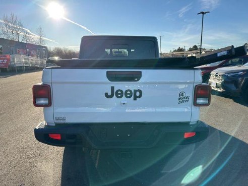 2021 Jeep Gladiator Willys White, Rockland, ME