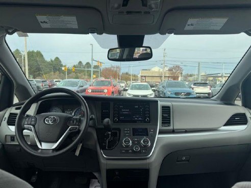 2020 Toyota Sienna LE Gray, Rockland, ME