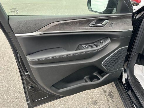 2025 Jeep Grand Cherokee L Limited Black, Rockland, ME