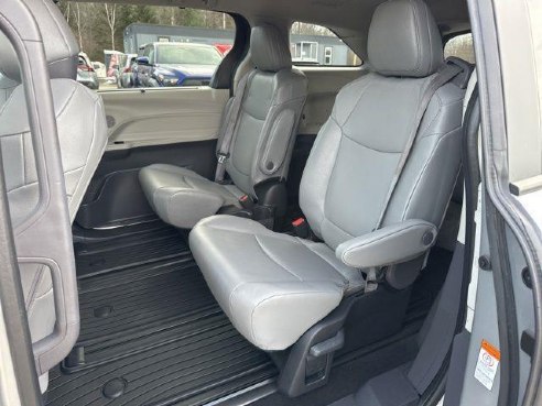 2023 Toyota Sienna XLE Silver, Rockland, ME
