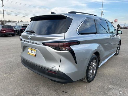 2023 Toyota Sienna XLE Silver, Rockland, ME