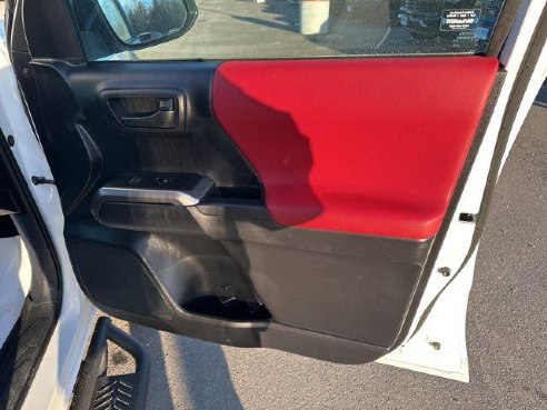 2021 Toyota Tacoma SR5 White, Rockland, ME