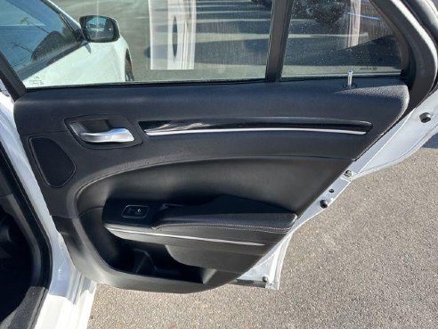 2018 Chrysler 300-Series S White, Rockland, ME