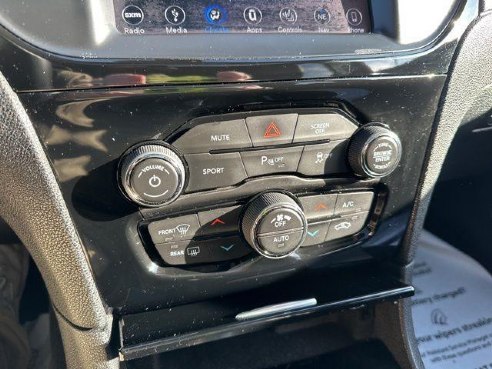 2018 Chrysler 300-Series S White, Rockland, ME