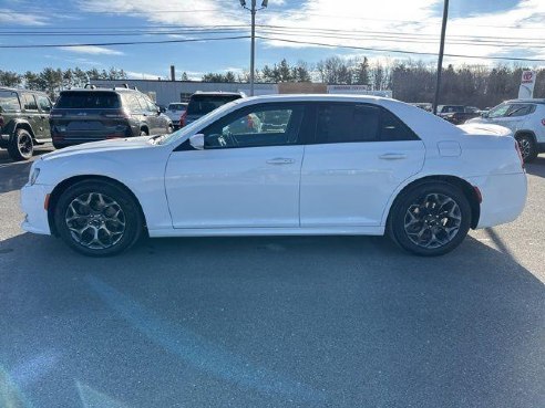 2018 Chrysler 300-Series S White, Rockland, ME