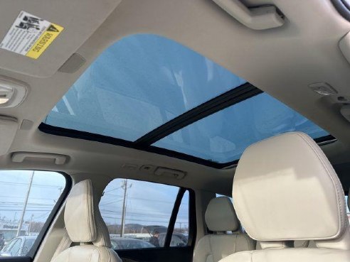 2023 Volvo XC90 Recharge Plug-In Hybrid Ultimate White, Rockland, ME