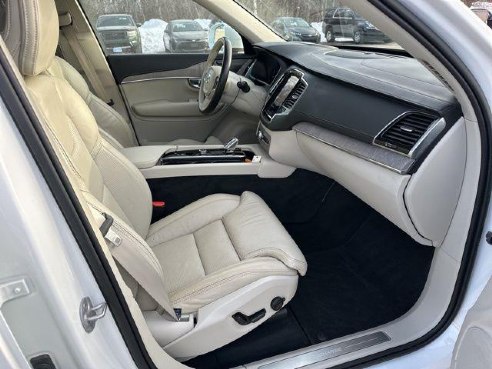 2023 Volvo XC90 Recharge Plug-In Hybrid Ultimate White, Rockland, ME