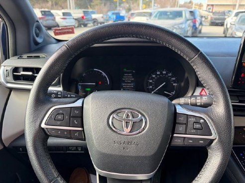 2021 Toyota Sienna XLE Blue, Rockland, ME