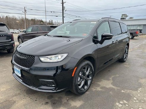 2026 Chrysler Pacifica Limited Black, Rockland, ME